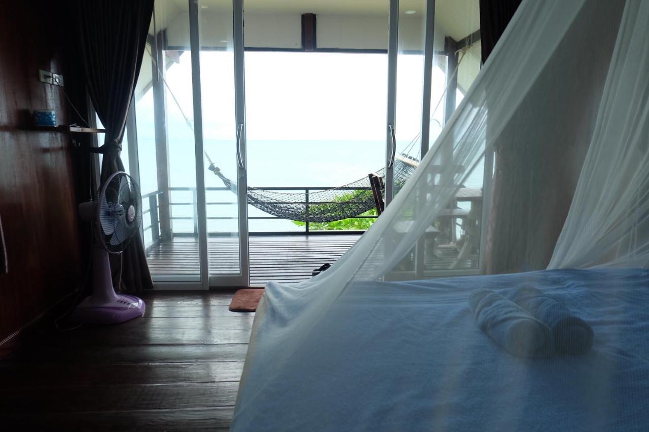 Lucky Resort Haad Yao Exterior photo
